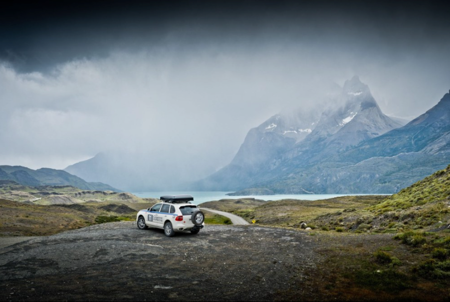Curves Patagonia / Argentina / Chile