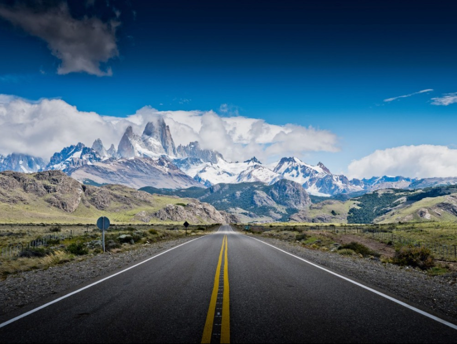 Curves Patagonia / Argentina / Chile